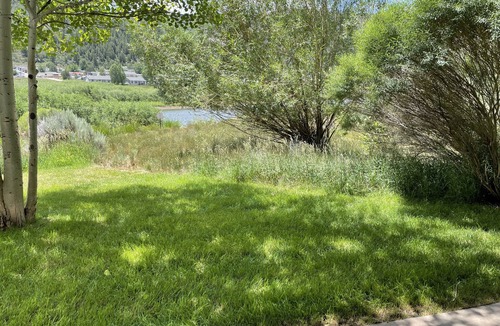 Edwards Condo | Riverside condo, new modern rustic decor, 10 minutes to Beaver Creek