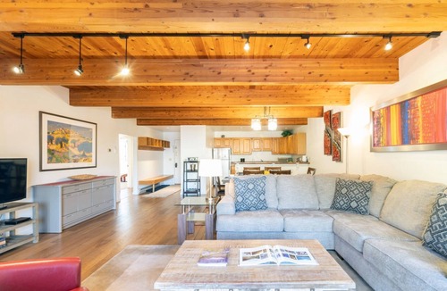 Telluride Condo | Riverside Dream | Short Walk to Main Street & Ski