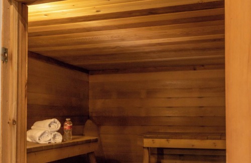 Pagosa Springs Hotel | RiverWalkInn/Boutique King Room
