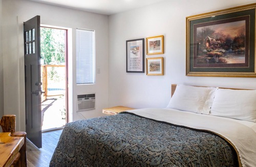 Delta Apartment | Riverwood Inn Hotel Grand Kitchenette Suite