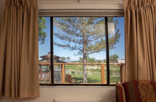 Delta Hotel | Riverwood Resort on the Gunnison