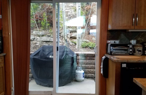 Black Hawk House | Rocky Mountain Getaway- Divide Views, Hot Tub, Skiing