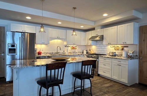 Georgetown House | Rocky Mountain Lakefront Home close to Denver