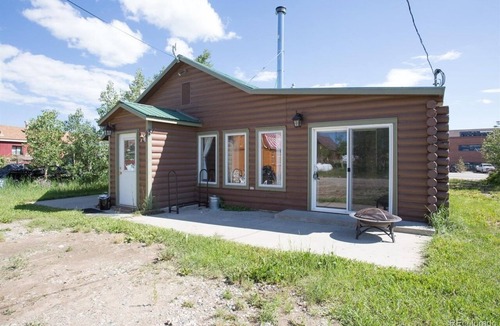 Fairplay House | Rocky Mtn Modern Cabin- Pets Welcome FREE! 30+ Days