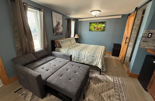 Walden Hotel | Room 9 - Caribou Crossing Motel