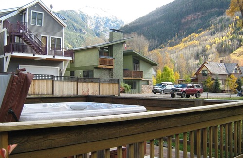 Telluride House | Roomy place on sunny side of town, near chairlifts