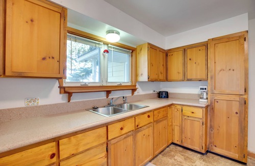 Lazear House | Rural Home Near Event Venue! 26 Mi to Black Canyon