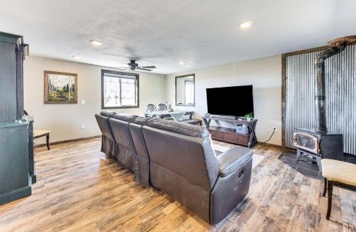 Calhan House | Rustic Cabin in Peyton Near Hiking Trails!