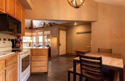 Salida House | Rustic Camping Cabin near the Royal Gorge in Salida, Colorado