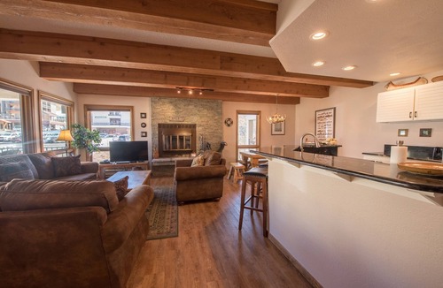 Crested Butte Condo | Rustic-Contemporary 3Br With Great Views! by RedAwning