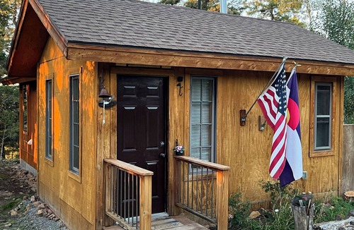 Placerville Cabin | Rustic guest cabin set in the high country between Telluride and Ridgway