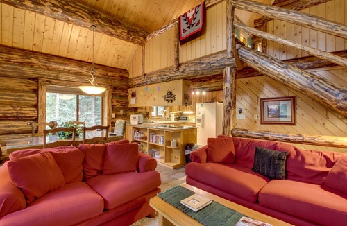 Purgatory Cabin | Rustic Mountain Comfort - Classic Log Cabin