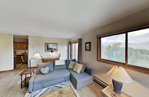 Wildernest House | Ryan Culch Condo 6701