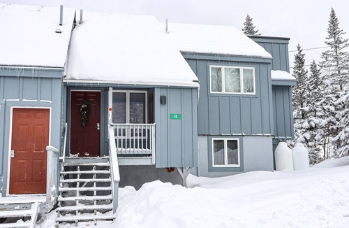 Rangeley Condo | Saddleback - White Birch 74 - GREAT ski-in/out
