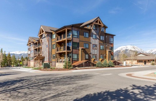Dillon House | Sail Lofts by Summit County Mountain Retreats