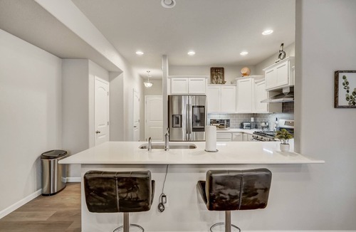 Southeast Colorado Springs Apartment | Sakura Springs | Garden of the Gods | Dog Friendly