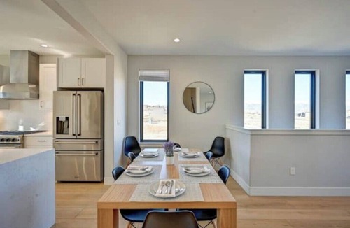 Salida House | Salida Chalet - Modern Retreat w/Mountain Views