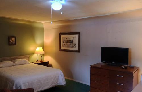 Walsenburg Hotel | Sands