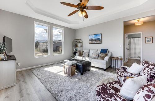 Walsenburg House | Sauna and Views Southern Colorado Vacation Rental!