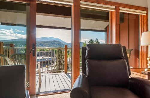 Historic District Apartment | Sawmill Creek Condo 403 by Great Western Lodging