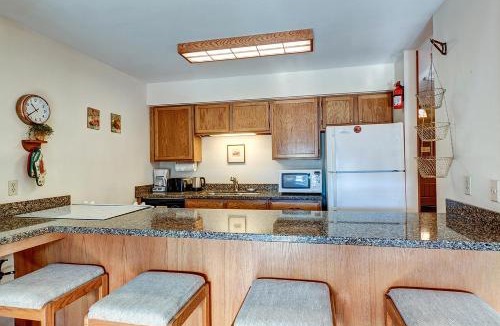 Historic District Apartment | Sawmill Creek Condo 405 by Great Western Lodging