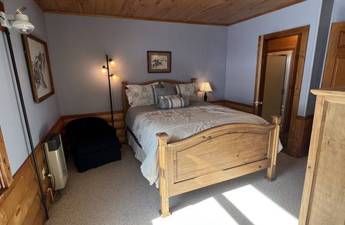 Gunnison Cabin | Sawtooth Mountain Lodge