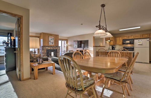 Wildernest Condo | Scenic Buffalo Village Condo w/View & Pool Access