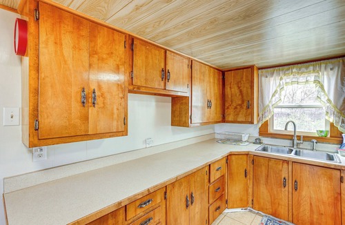 Marvel House | Scenic Hesperus Home on 2 Acres w/Fenced Yard!