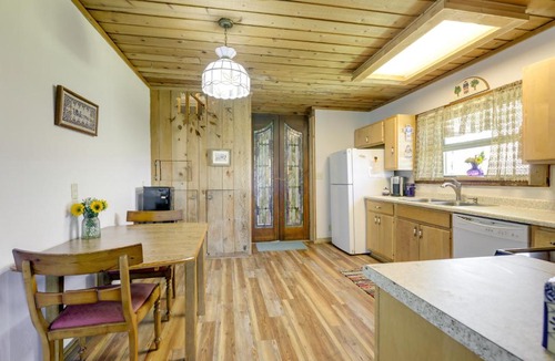 Glenwood Springs House | Scenic Mount Sopris View Historic Alpine Cabin!