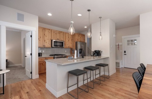 Rendezvous House | Scenic Mountain Views in Dog-Friendly Home