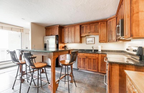 Vail Apartment | Scorpio Condo with Vail Mountain View