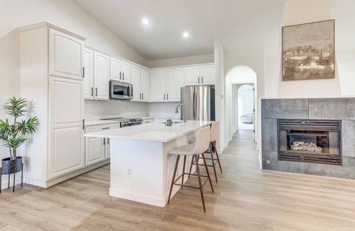 Aurora Condo | Seasonal Pool, Balcony: Quiet & Cozy Aurora Condo!