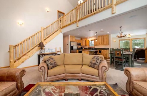 Grand Lake House | Secluded 3-bedroom home in Grand Lake, just minutes from RMNP