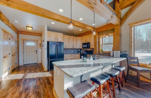 Granby House | Secluded, custom-built home w/views of Continental Divide
