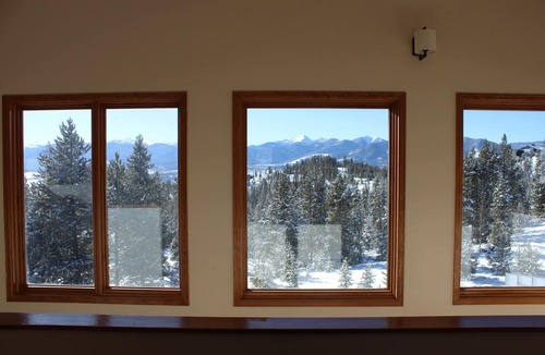 Winter Park Highlands House | Secluded home overlooking Fraser River with hot tub, 3 fireplaces, amazing views