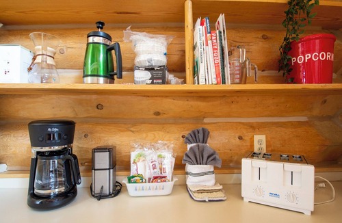 Tabernash Cabin | Secluded Log Cabin on 40 Acres pet friendly & hot tub