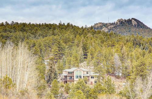 Morrison House | Secluded & Spacious Mountain Getaway