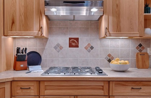 Pagosa Springs House | See Fall's Changing Colors! Villa Del Sol: Luxury Mountain Views, Hot Tub, Firepit, Near Downtown!