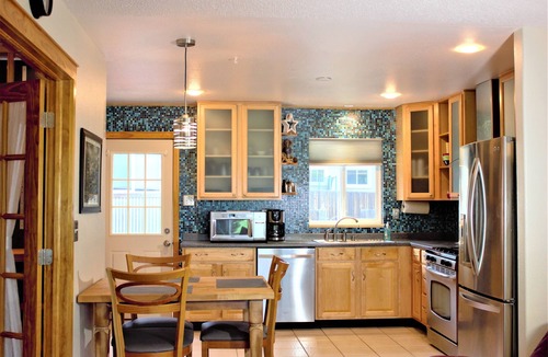 Central Colorado Springs House | Serendipity House