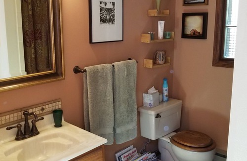 Basalt House | Seven Castles Beauty - You'll love this gorgeous pet-friendly property!