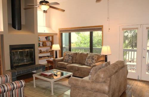 West End Cabin | Shadow Mountain Lodge
