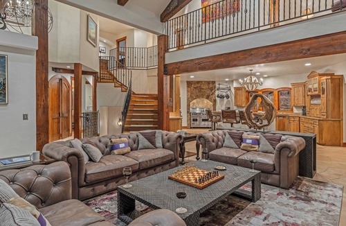 Boulder Ridge House | Short Walk to Ski Lifts | Boulder Ridge Retreat