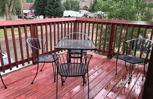 Lake City Apartment | ❤️ Silver Street Condos Unit 3 - Ride to Alpine Loop from Your Front Door 🏔️🤩