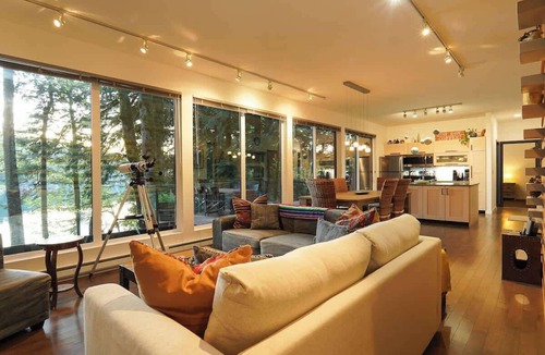 Maple Falls House | Silvermere | Lakefront Hot Tub + Private Dock
