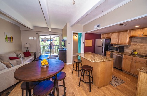 Warrior's Mark Condo | Ski and Racquet Club Condo CG4: Nice Location & Amenities!