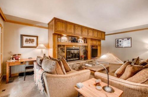 Mountain House Apartment | Ski In 3 Bedroom At Chateaux Dumont Keystone