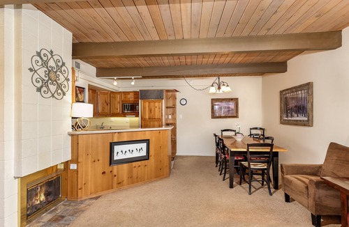 Snowmass Village Condo | Ski in/out Condo with pool & 2 hot tubs - great location above the Snowmass Mall