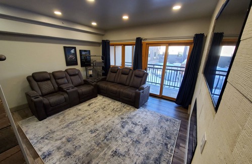 Peak 9 Condo | Ski In/Out Family Fun in Breckenridge! Exit to Maggie Plaza & ride Quick Silver