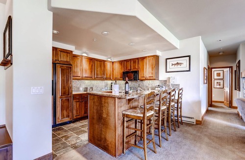 Steamboat Springs Condo | Ski-in/out mountain condo with W/D, free WiFi, pool, & hot tub