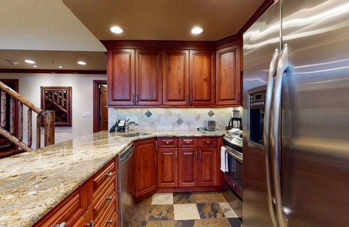 Vail Condo | Ski-in/out villa w/fireplace, alpine view, fast WiFi & shared pool/hot tub/W/D